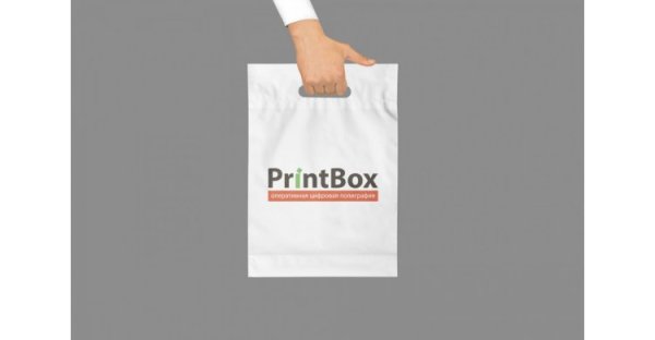 Белый пластиковый пакет