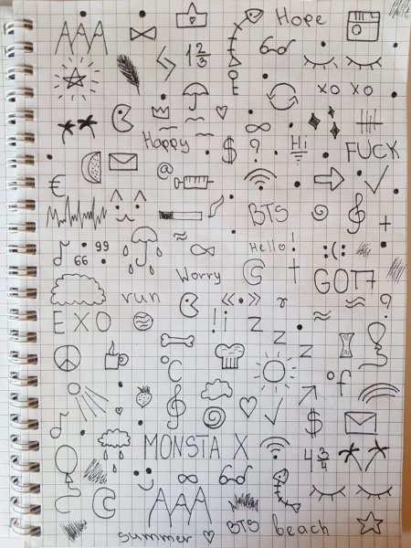 Маленькие рисунки ручкой в тетради