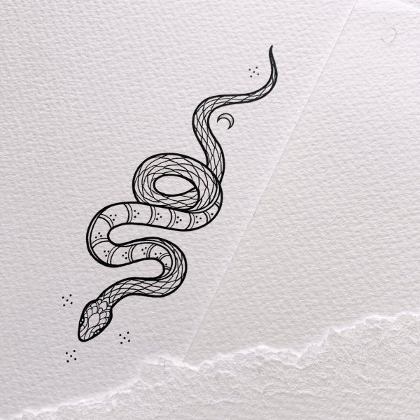 Тату змеи Минимализм