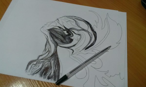 Любой рисунок чёрными краска