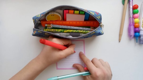 Положи в пенал