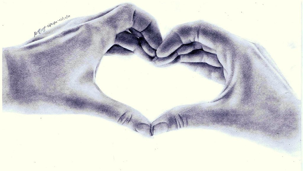 Рисунок руки с сердцем