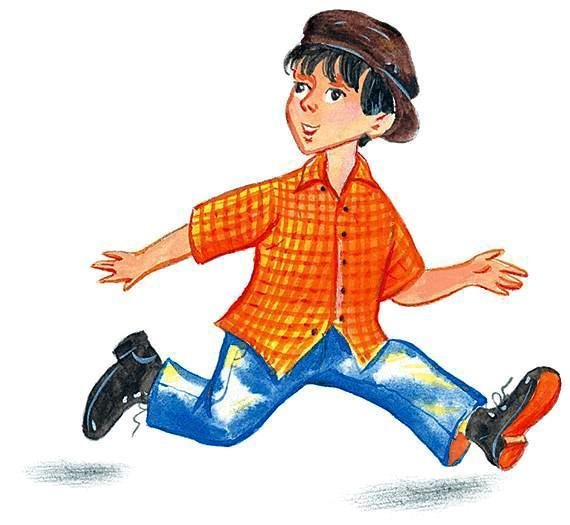 Мальчик бегает