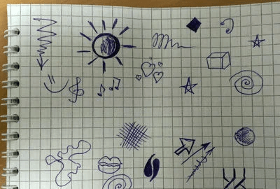 Каракули ручкой в тетради