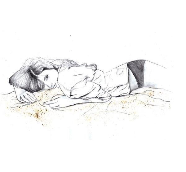 Девушка спит