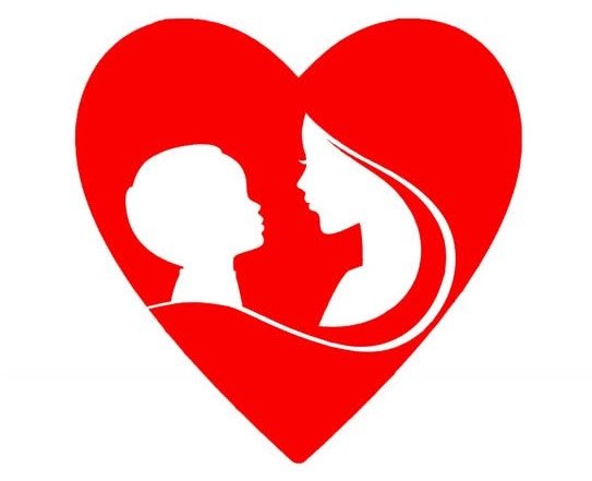 Силуэт матери и ребенка в сердце