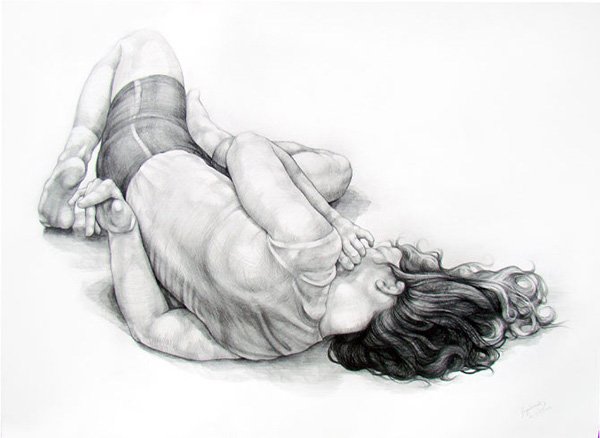 Коты в лежачей позе карандаш