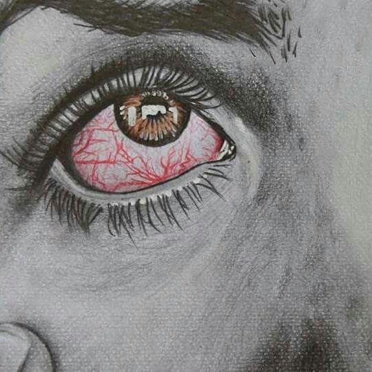 Страшные глаза карандашом