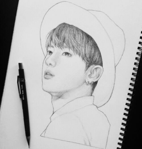 БТС карандашом Джей Хоуп