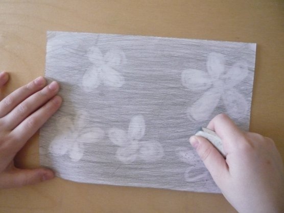 Рисование ластиком