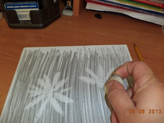 Рисование цветов ластиком