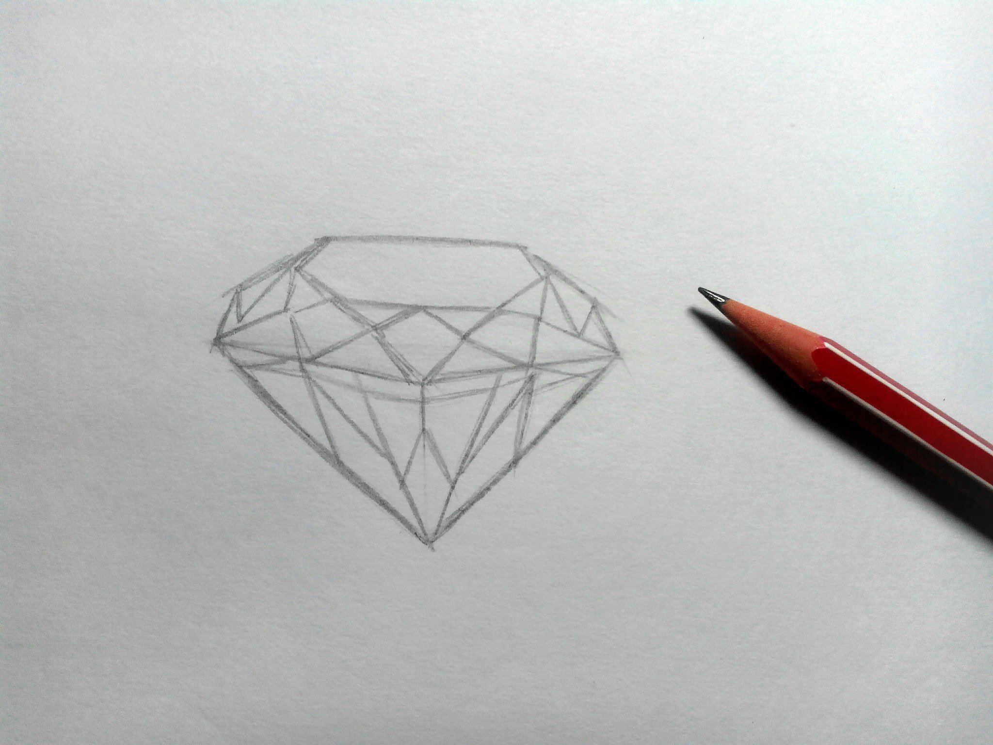 Поэтапное рисование алмаза