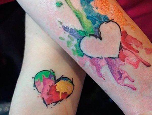 Тату красками на руке