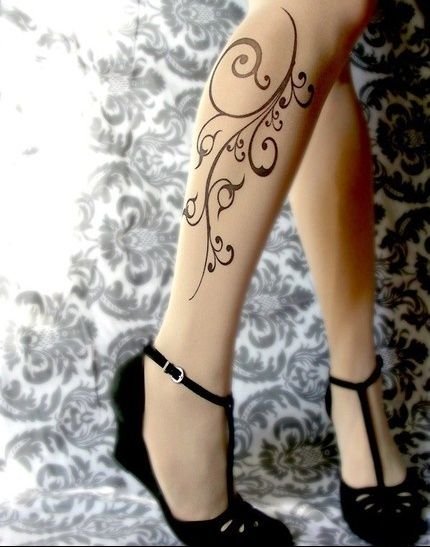 Красивые рисунки на ногах ручкой (48 фото)