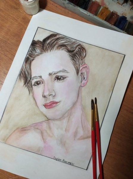 Портрет Пейтон мурмиер карандашом