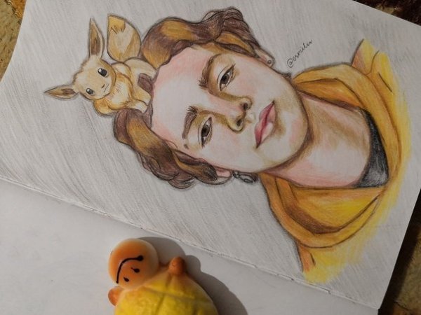 Портрет Пейтон мурмиер карандашом