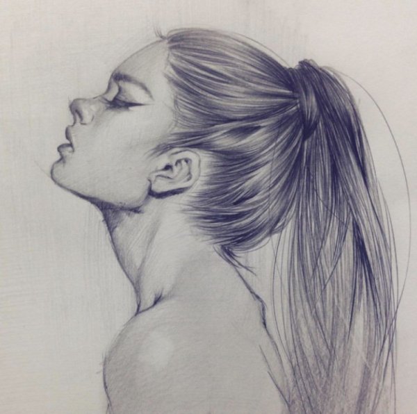 Профиль девушки карандашом