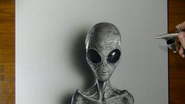 Инопланетянин карандашом