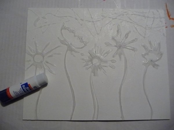 Рисование мелом на бумаге