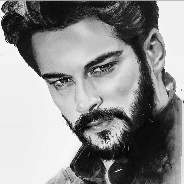 Бурак Озчивит портрет