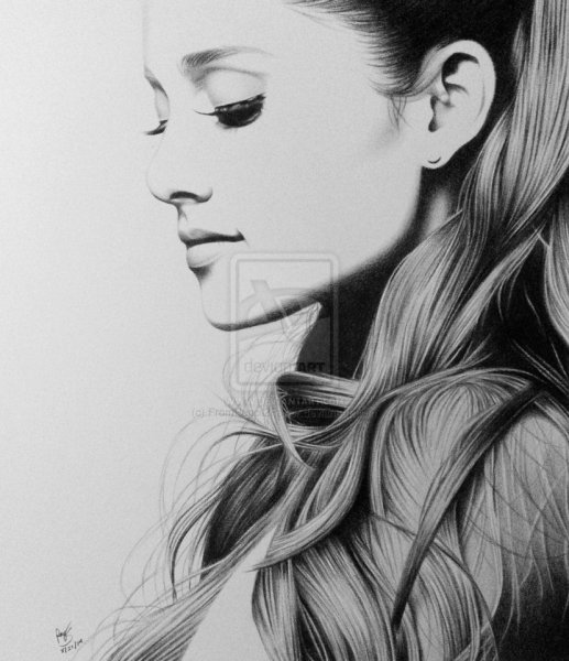 Ariana grande портрет