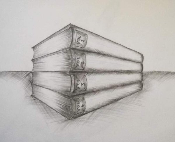 Стопка книг в перспективе