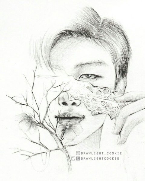 Губы Ким Намджуна карандашом