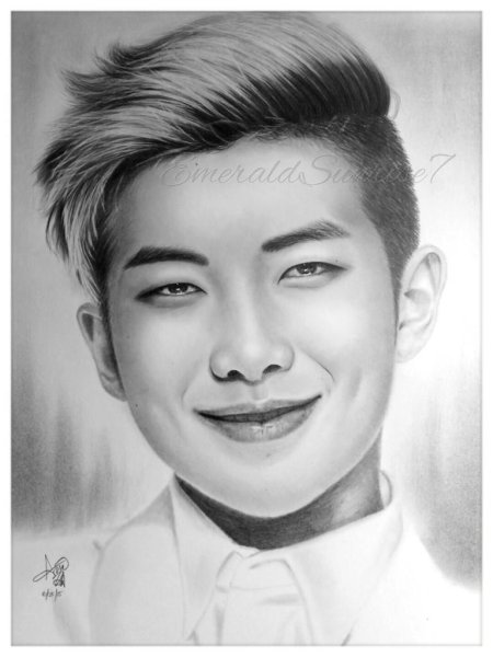 БТС карандашом Ким Намджун