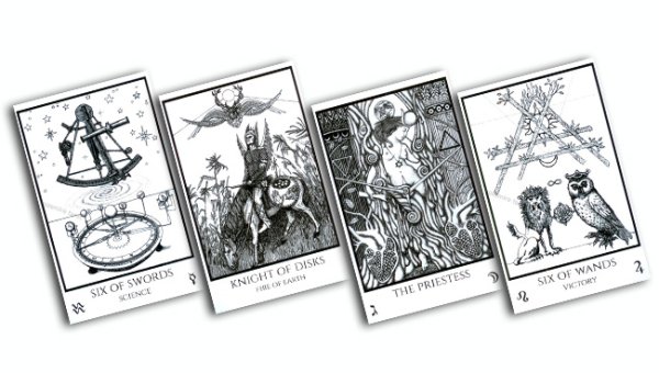 Черно белые колоды Таро Уэйта