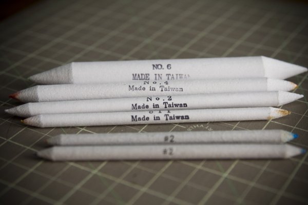 Бумажная палочка для растушевки