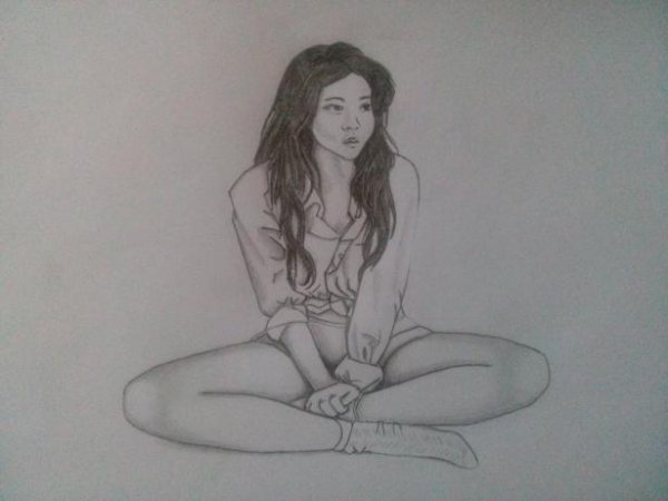 Девушка сидит рисунок