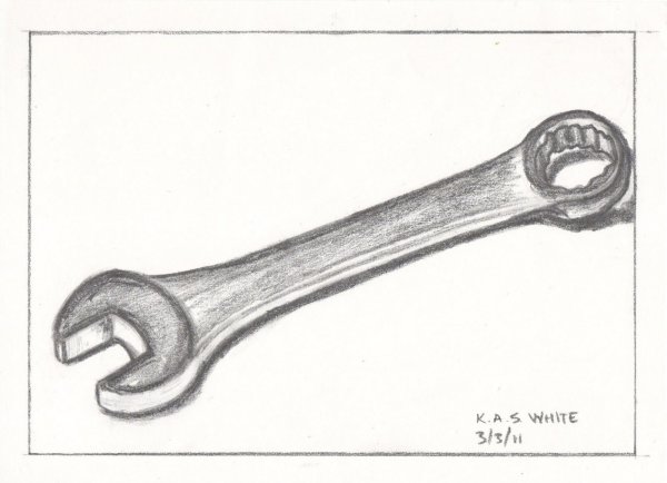 Гаечный ключ карандашом
