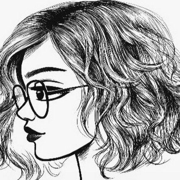 Портрет девушки с челкой карандашом