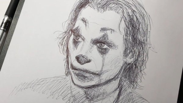 Джокер карандашом Хоакин Феникс