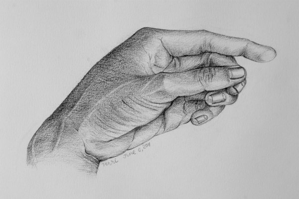 Зарисовки рук карандашом