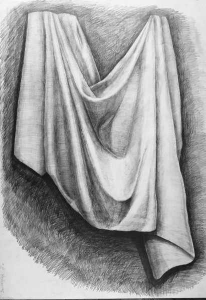 Штриховка драпировки карандашом