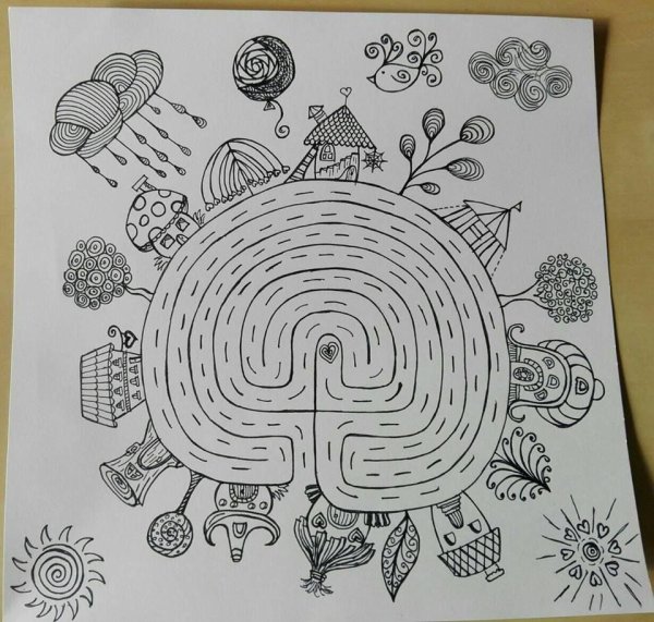 Лабиринт карандашом