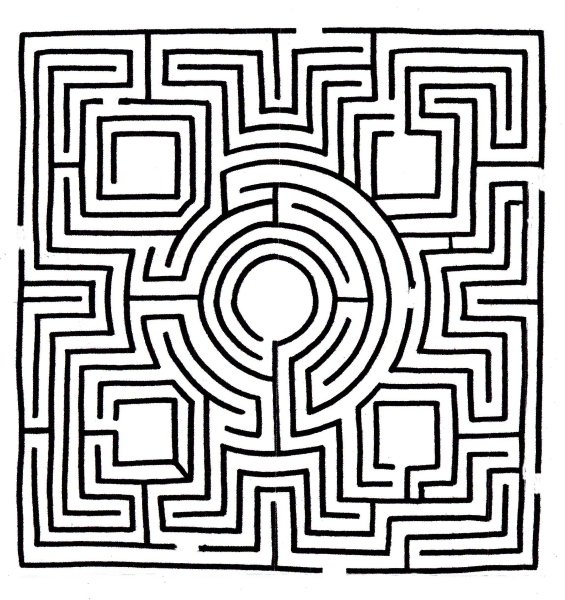 Лабиринт сложный квадратный