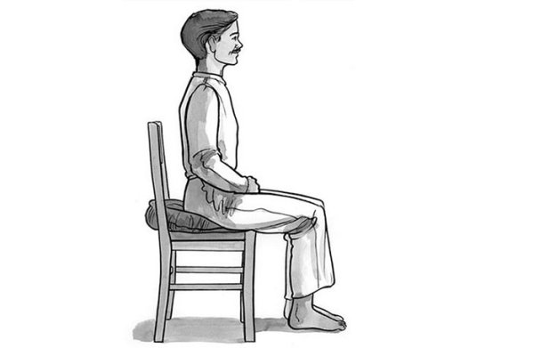 Позы сидя на стуле