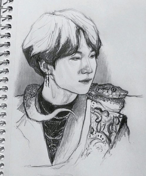 БТС карандашом Юнги