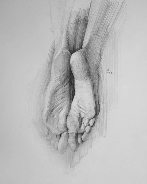 Рисование женского тела карандашом