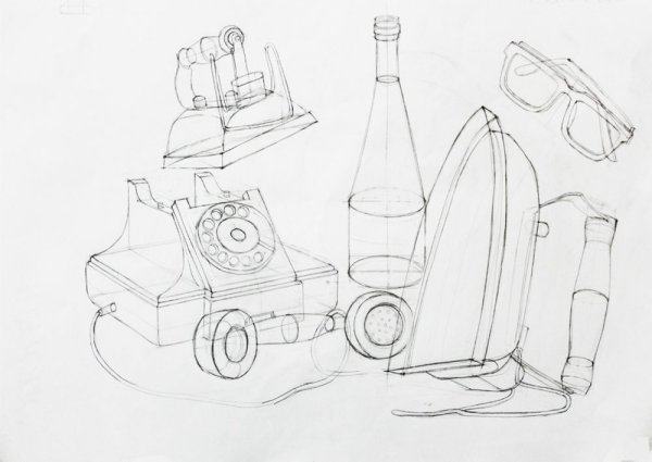 Зарисовки бытовых предметов