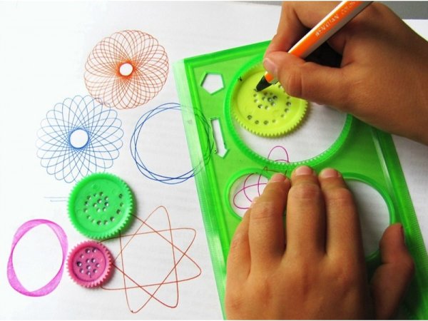 Линейка-спирограф пласт.20см m-5569 ассорти