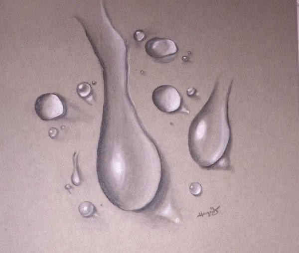 Капля воды на бумаге