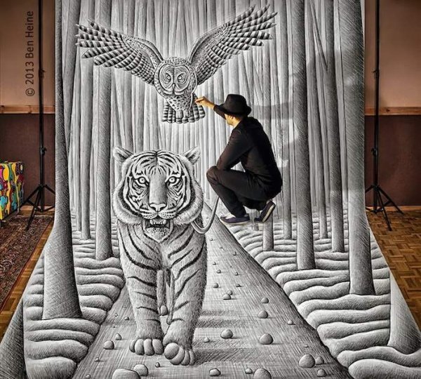 Лицо из стены