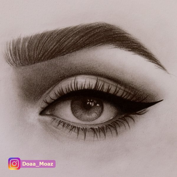 Нарисовать брови карандашом