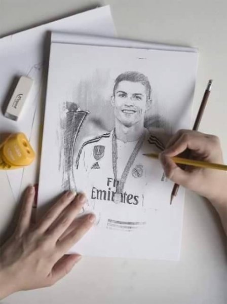 Роналду Ювентус рисунок