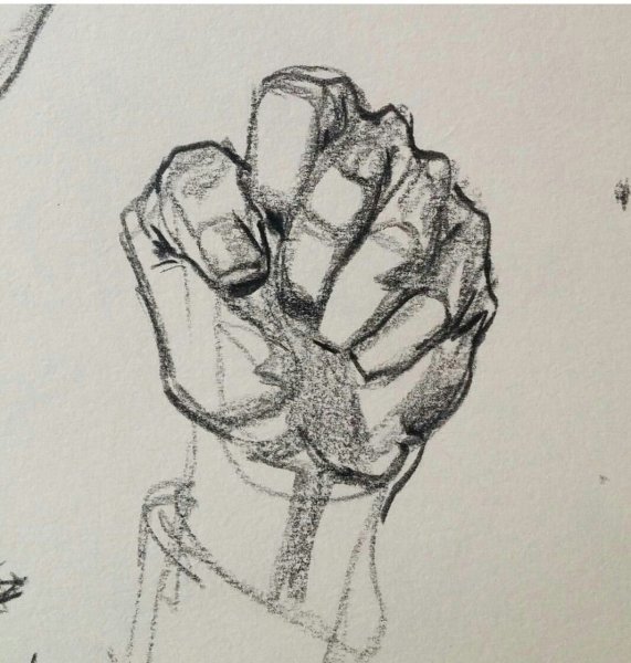 Зарисовки рук и ног