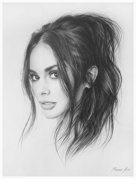 Девушка карандашом