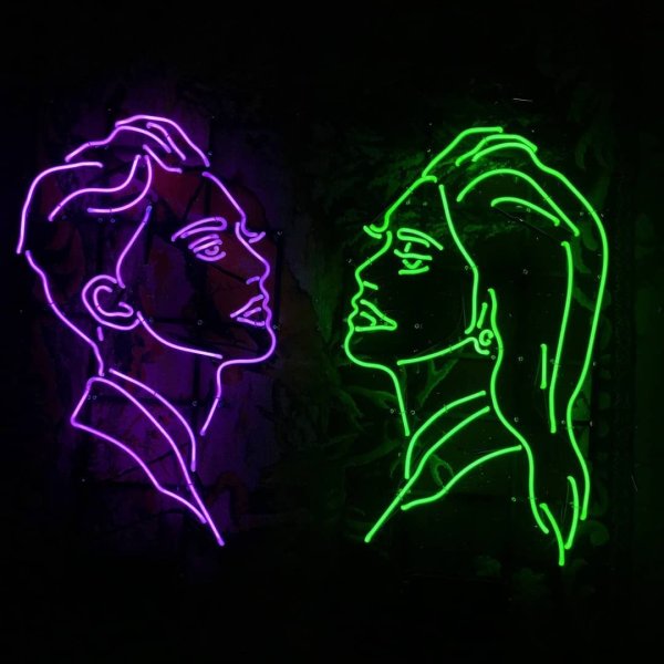 Неоновый силуэт